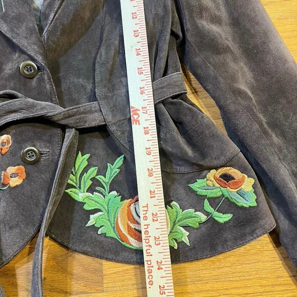 Floral Embroidered Suede Blazer - Picture 5 of 6